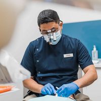 dentalimplantsta